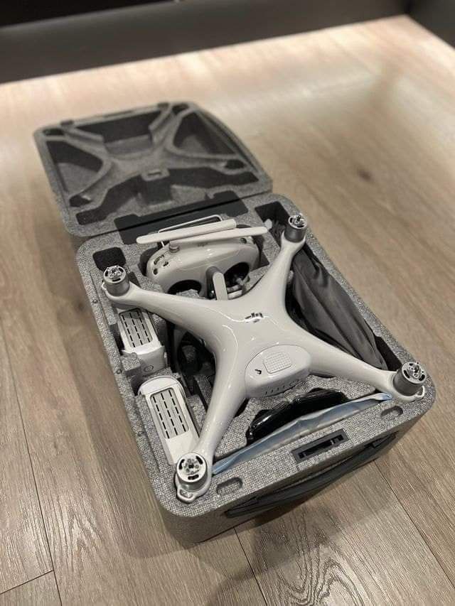 DJI Phantom 4 Pro Fly More Combo - Image 5